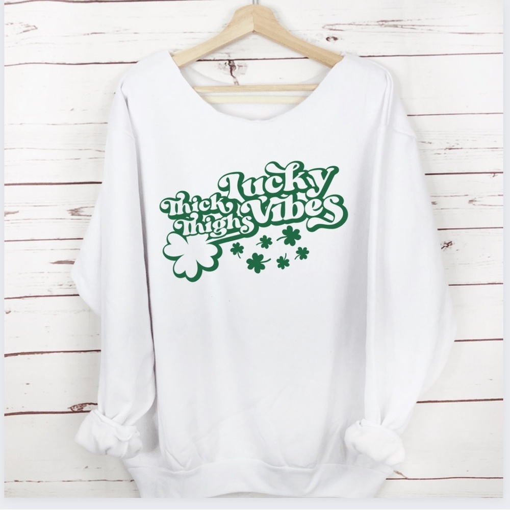 ✨NEW☘️ Thick thighs Lucky Vibes St Patrick’s Day slouchy sweatshirt